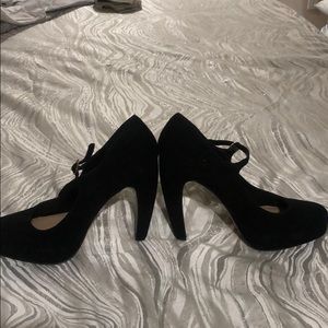 Dolce Vita Shoes - Retro velvet closed toe high heels Dolce Vita Shoes - Retro velvet closed toe high heels